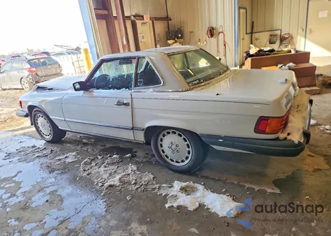 1988 Mercedes-Benz 560 Sl z USA, uszkodzony, nr VIN WDBBA48D2JA084630